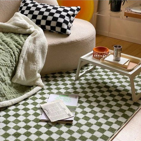 CHESSBOARD RUG