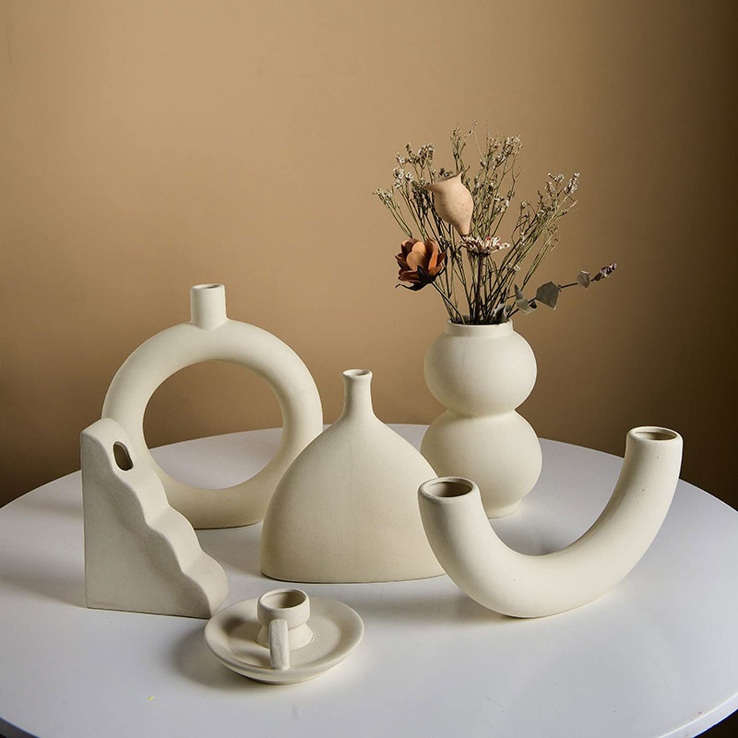 SCULPTURAL VASES