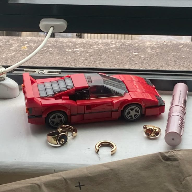 LEGO FERRARI F40