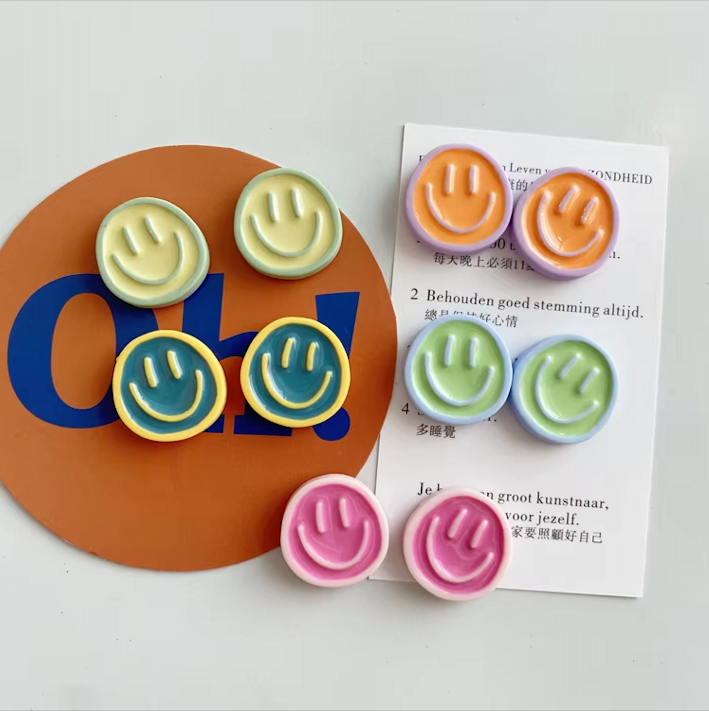SMILEY FACE MAGNETS