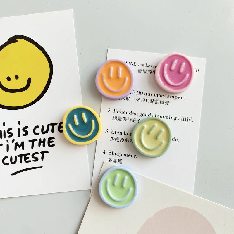 SMILEY FACE MAGNETS