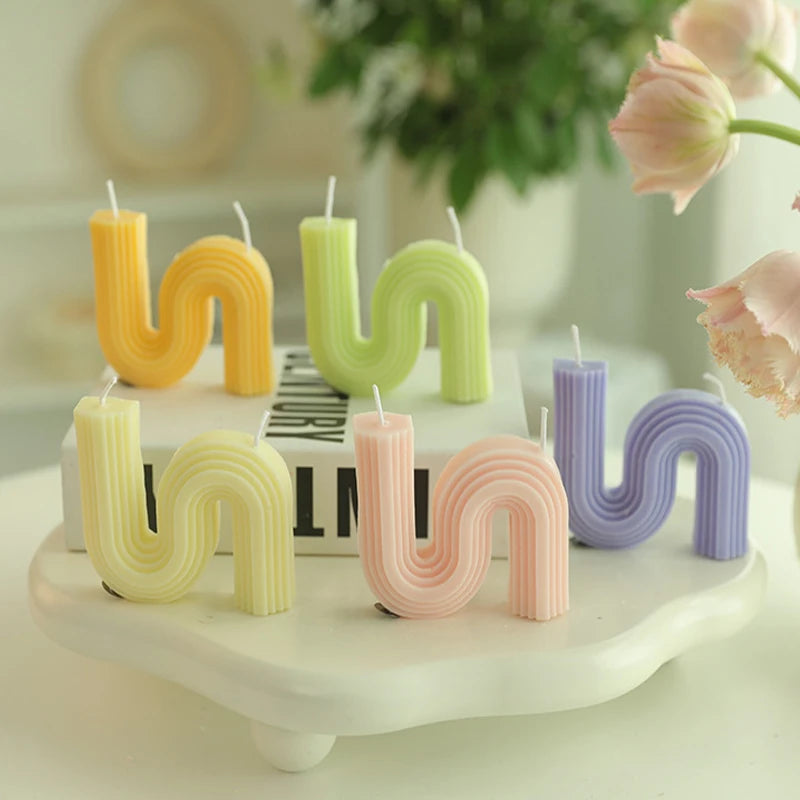 SNAKE SHAPE CANDLE