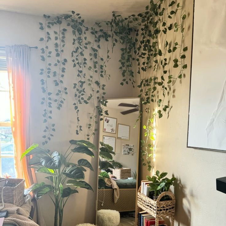 GARLAND PLANT
