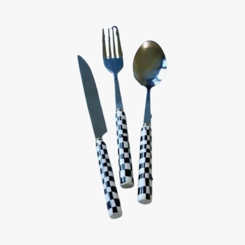 CHESSBOARD PATTERNED CUTLERY