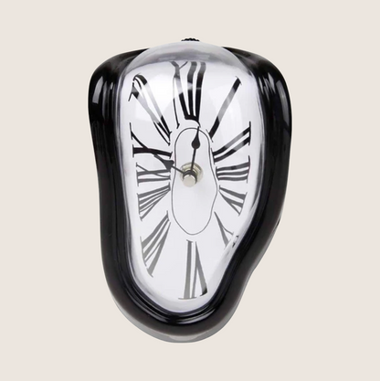 MELTING CLOCK