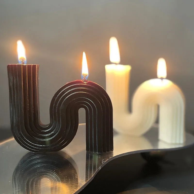 SNAKE SHAPE CANDLE